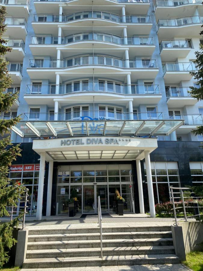 Apartament Prywatny Salon Z Aneksem Kuchennym I Sypialnia W Hotelu Diva Kołobrzeg Exterior foto