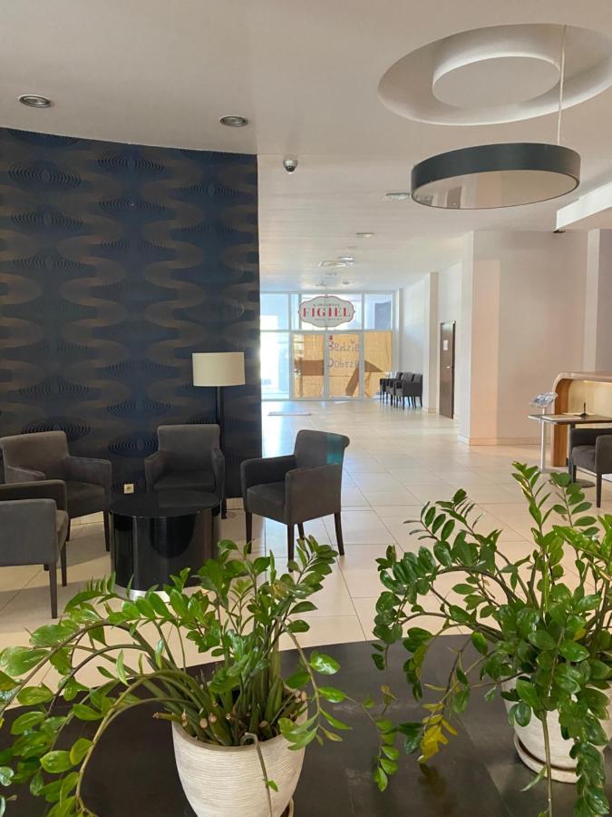 Apartament Prywatny Salon Z Aneksem Kuchennym I Sypialnia W Hotelu Diva Kołobrzeg Exterior foto