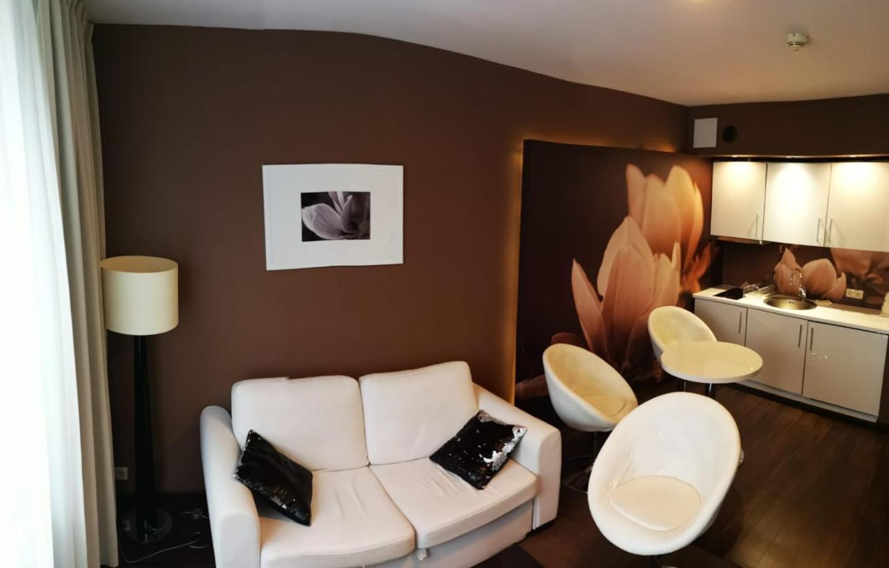 Apartament Prywatny Salon Z Aneksem Kuchennym I Sypialnia W Hotelu Diva Kołobrzeg Exterior foto