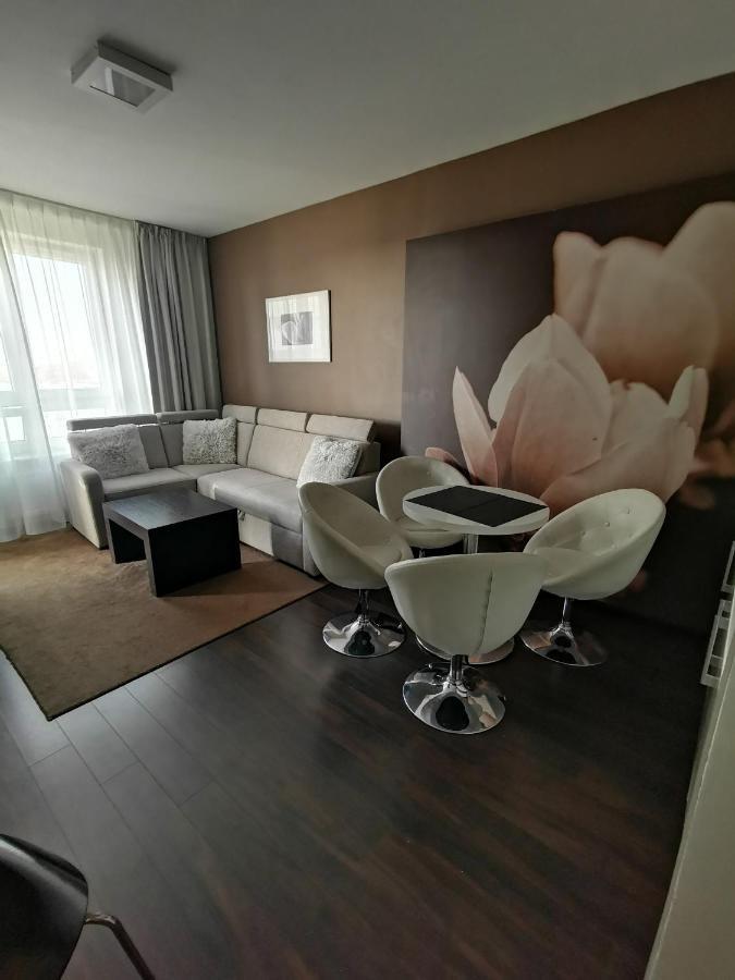 Apartament Prywatny Salon Z Aneksem Kuchennym I Sypialnia W Hotelu Diva Kołobrzeg Exterior foto