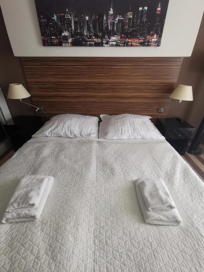 Apartament Prywatny Salon Z Aneksem Kuchennym I Sypialnia W Hotelu Diva Kołobrzeg Exterior foto