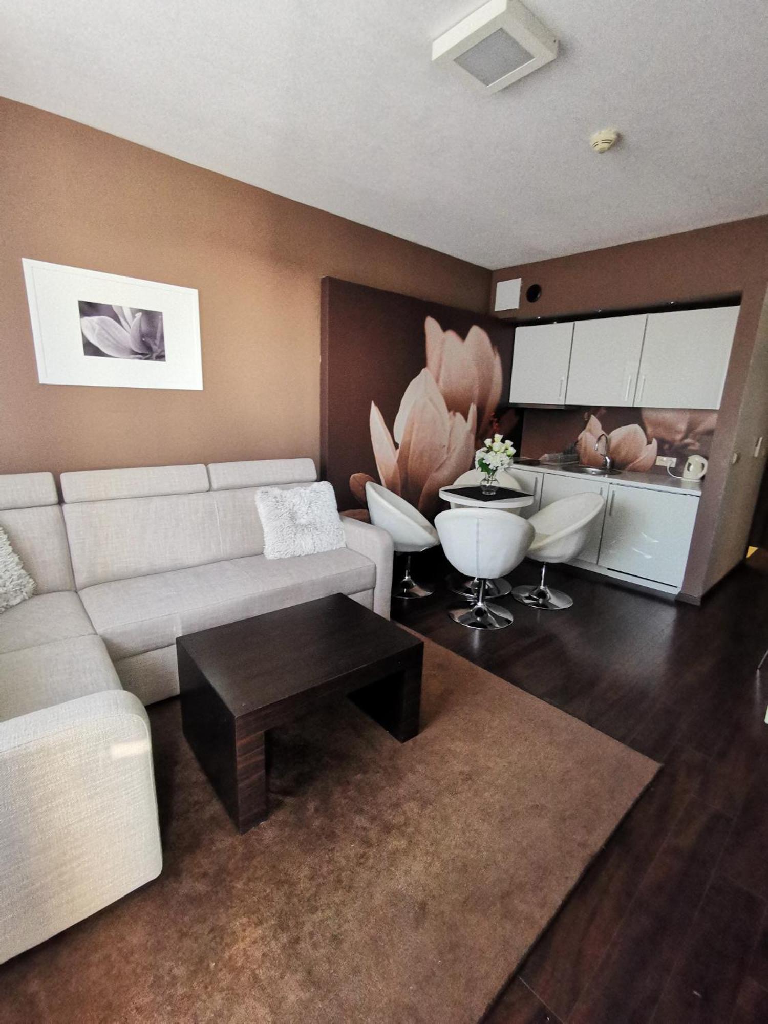 Apartament Prywatny Salon Z Aneksem Kuchennym I Sypialnia W Hotelu Diva Kołobrzeg Habitación foto